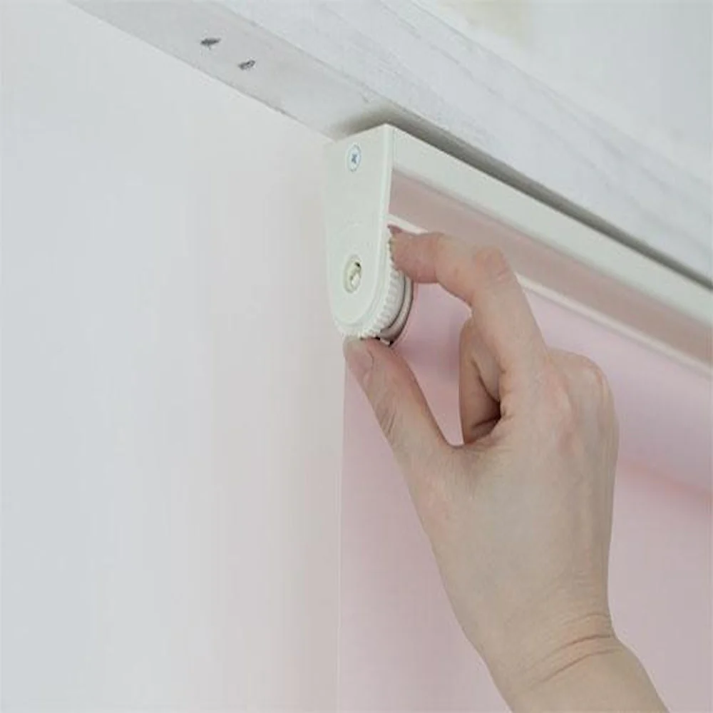 ロールスクリーン遮光2級防炎 TR-3363 【直送品】 返品・キャンセル・他商品と同時購入は不可 - Image 2
