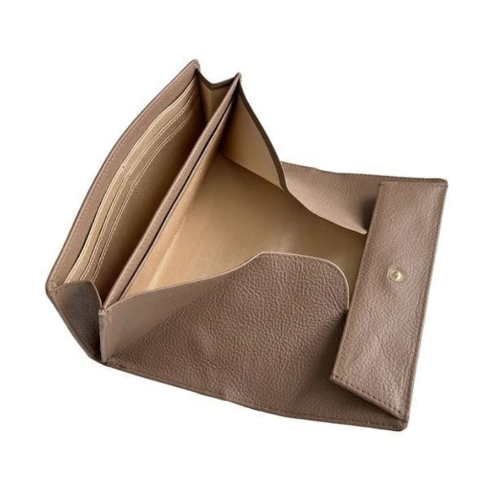 スヌーピーLC P ギャルソン長財布 ブラウン SN0120 【直送品】 返品・キャンセル・他商品と同時購入は不可 - Image 4
