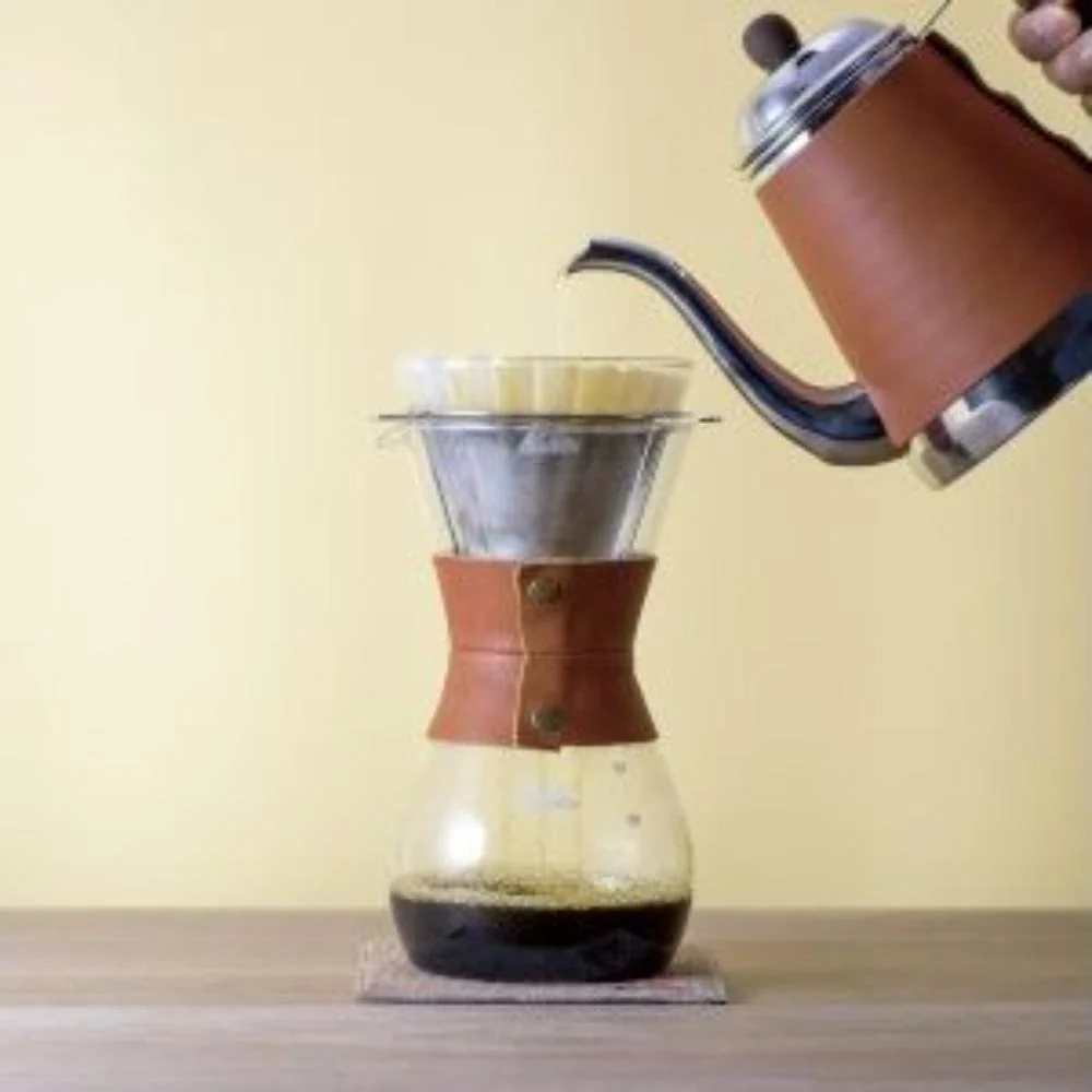 kalita コーヒーポット ウェーブポット レザー 52074 【直送品】 返品・キャンセル・他商品と同時購入は不可 - Image 2