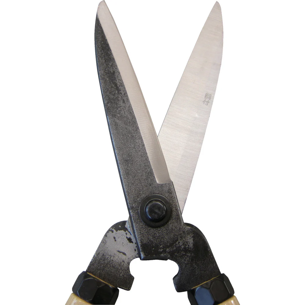 A50 鋼典 刈込鋏 鋼付 尺5樫柄入れ 【直送品】 返品・キャンセル・他商品と同時購入は不可 - Image 3