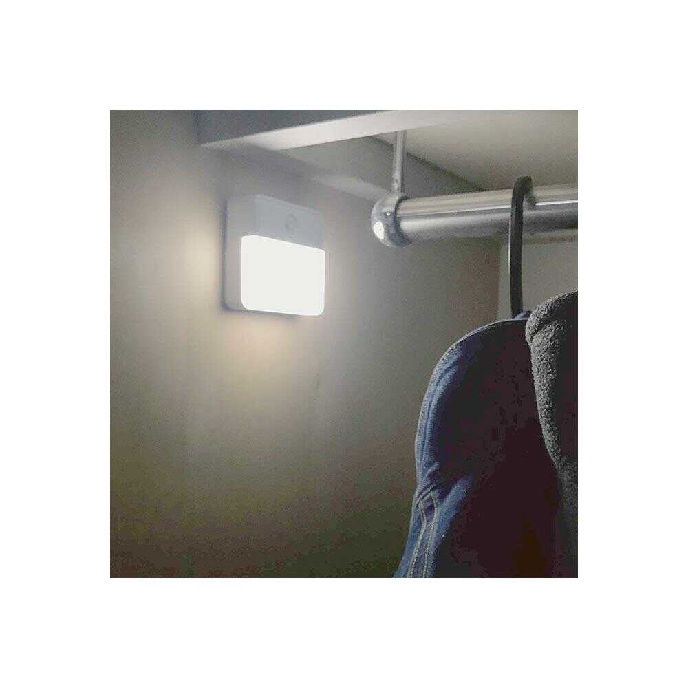 オーム電機 LEDセンサーナイトライト 明暗人感屋内用 電池式 - Image 3