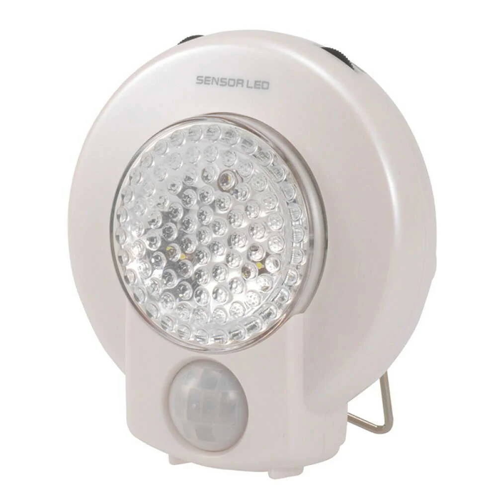 オーム電機 LEDセンサーライト 白色LED - Image 4