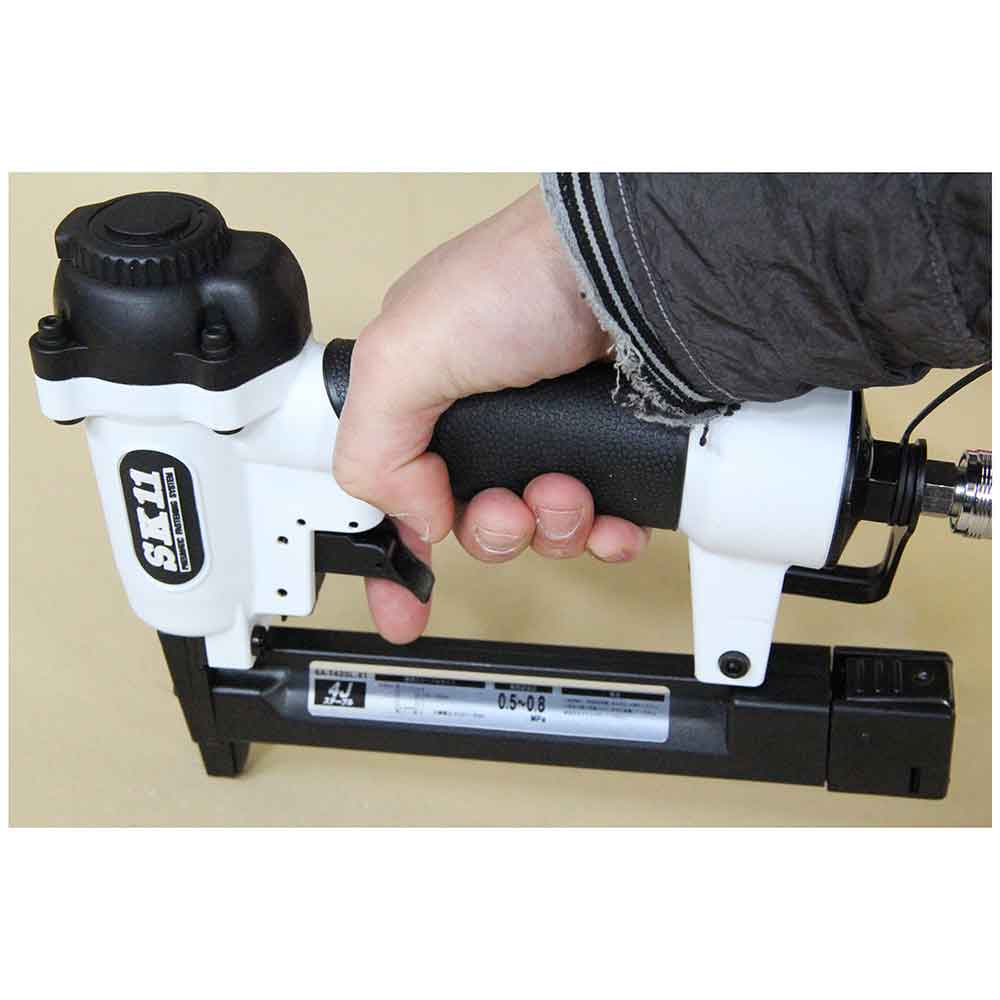 エアタッカー T425L SA-T425L-X1 【直送品】 返品・キャンセル・他商品と同時購入は不可 - Image 3